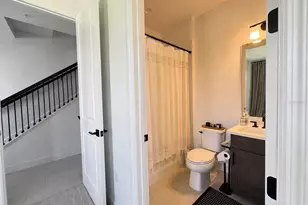 2362 Addalia Aly, Orlando, FL 32804 - Photo 9
