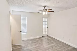 5156 Conroy Rd, Orlando, FL 32811 - Photo 9