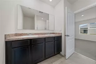 2667 Swooping Sparrow Dr, Saint Cloud, FL 34771 - Photo 13