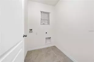 2667 Swooping Sparrow Dr, Saint Cloud, FL 34771 - Photo 19
