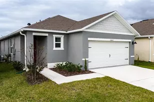 2667 Swooping Sparrow Dr, Saint Cloud, FL 34771 - Photo 3