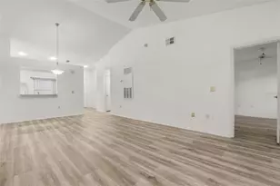 13324 Fairway Glen Dr, Orlando, FL 32824 - Photo 3