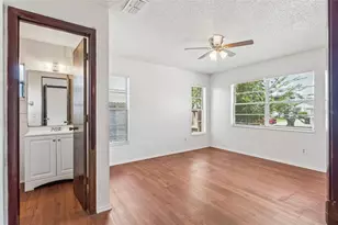 5343 Snowflake Ct, Orlando, FL 32839 - Photo 11