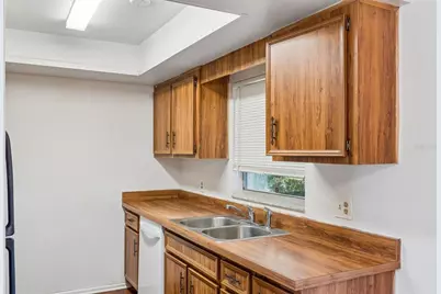 5343 Snowflake Court, Orlando, FL 32839 - Photo 9