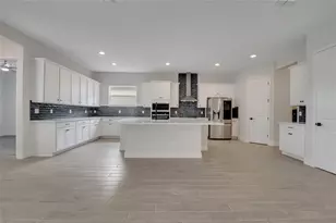 19062 Blueleaf St, Orlando, FL 32827 - Photo 3
