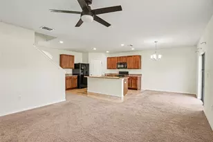 281 St Georges Cir, Eagle Lake, FL 33839 - Photo 3