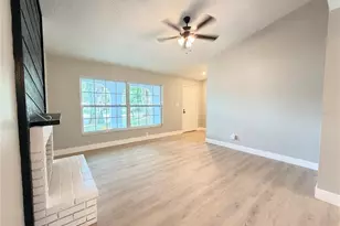 8428 Bark Ct, Orlando, FL 32810 - Photo 15