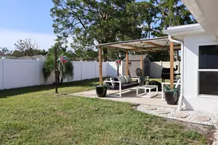 7519 Holly Lake Ln, New Port Richey, FL 34653 - Photo 27