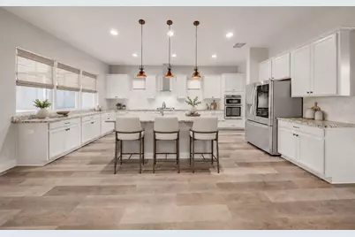 5013 Vantage Court, Saint Cloud, FL 34772 - Photo 5