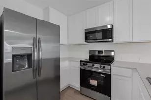 2424 Bevel Ln, Davenport, FL 33837 - Photo 5