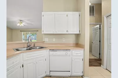 121 Shaddock Drive, Auburndale, FL 33823 - Photo 11