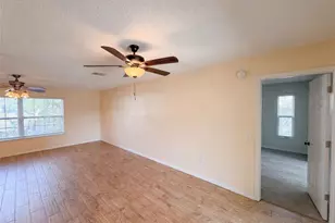 4573 Bayridge Ct, Spring Hill, FL 34606 - Photo 17
