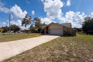 4573 Bayridge Ct, Spring Hill, FL 34606 - Photo 37