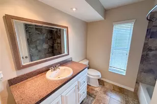 4573 Bayridge Ct, Spring Hill, FL 34606 - Photo 29