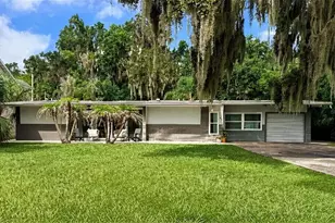 46 Palm Dr, Yalaha, FL 34797 - Photo 1