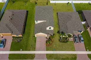 763 Carlyle Wy, Fort Pierce, FL 34947 - Photo 39