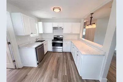 2596 38th Avenue N, Saint Petersburg, FL 33713 - Photo 7