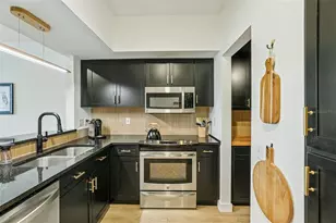 322 E Central Blvd, Orlando, FL 32801 - Photo 13