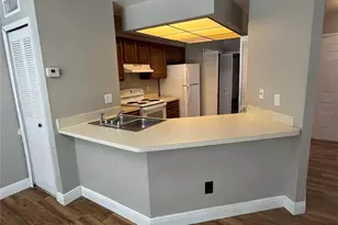 4863 Walden Cir, Orlando, FL 32811 - Photo 11