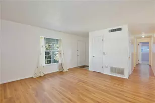 2319 Continental Blvd, Orlando, FL 32808 - Photo 7