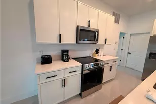 13313 Blake Dr, Port Charlotte, FL 33981 - Photo 7