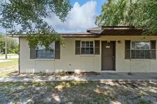 710 N Sinclair Ave, Tavares, FL 32778 - Photo 1