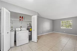 710 N Sinclair Ave, Tavares, FL 32778 - Photo 13