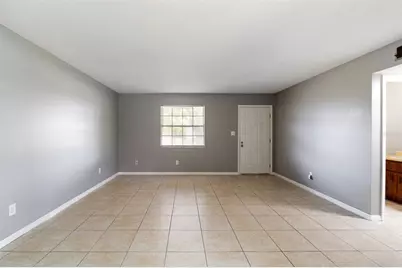 710 N Sinclair Avenue, Tavares, FL 32778 - Photo 9
