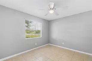710 N Sinclair Ave, Tavares, FL 32778 - Photo 17