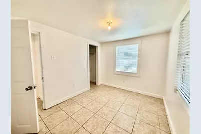 1405 40th Street #1/2, Orlando, FL 32839 - Photo 9