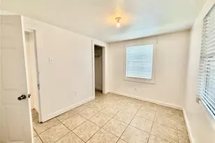 1405 40th St, Orlando, FL 32839 - Photo 9