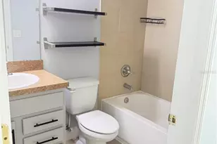 241 Emory Pl, Orlando, FL 32804 - Photo 15