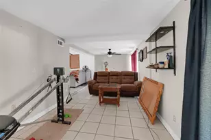 2304 Colton Dr, Orlando, FL 32822 - Photo 11