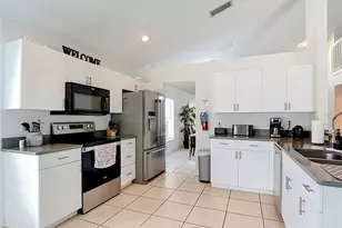 906 Montana Ave, Davenport, FL 33897 - Photo 19