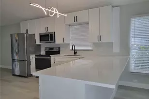 1076 Country Cove Ct, Oviedo, FL 32766 - Photo 5