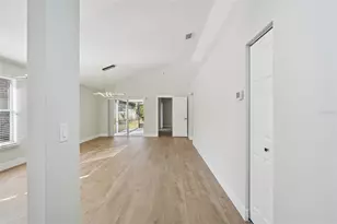 123 Edgewater Cir, Sanford, FL 32773 - Photo 5