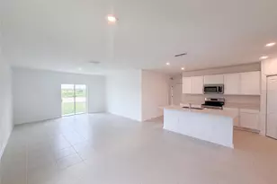 4373 River Beacon Blvd, Davenport, FL 33837 - Photo 5