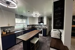 925 E 10th Ave, Mount Dora, FL 32757 - Photo 23