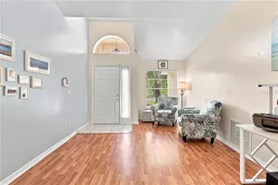 1009 Spring Loop Way, Winter Garden, FL 34787 - Photo 3