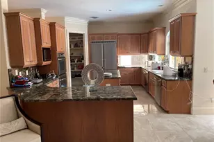 7460 Park Springs Cir, Orlando, FL 32835 - Photo 9