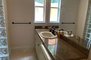 7460 Park Springs Cir, Orlando, FL 32835 - Photo 11