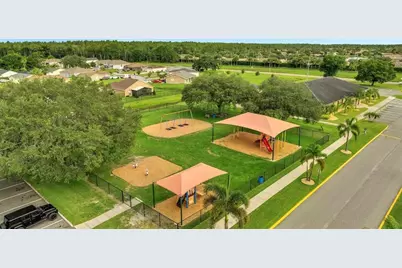 1346 Dunbarton Court, Kissimmee, FL 34758 - Photo 3