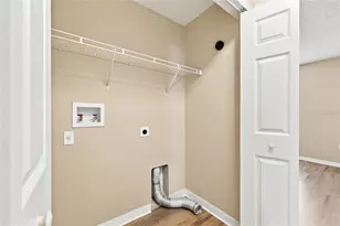 1346 Dunbarton Ct, Kissimmee, FL 34758 - Photo 23