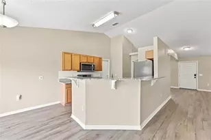 1346 Dunbarton Ct, Kissimmee, FL 34758 - Photo 9