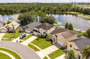 2895 Blooming Alamanda Loop, Kissimmee, FL 34747 - Photo 7