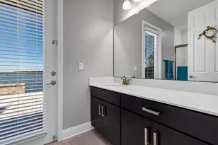 1112 Hull Island Dr, Oakland, FL 34787 - Photo 39