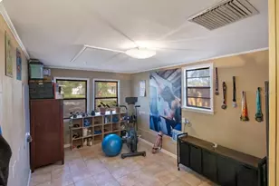 753 Floral Dr, Orlando, FL 32803 - Photo 9