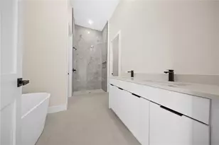 372 Matson Ln, Port Charlotte, FL 33953 - Photo 27