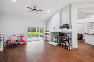 806 Oak Forest Ct, Deland, FL 32724 - Photo 7