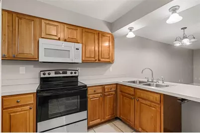 1824 Amberly Avenue #T8, Orlando, FL 32822 - Photo 3